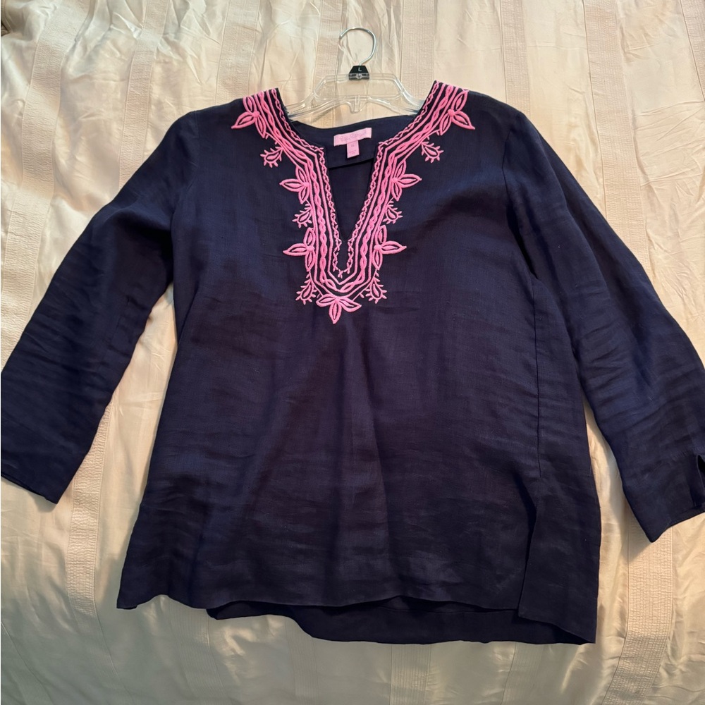 Lilly Pulitzer Navy Embroidered Tunic Top